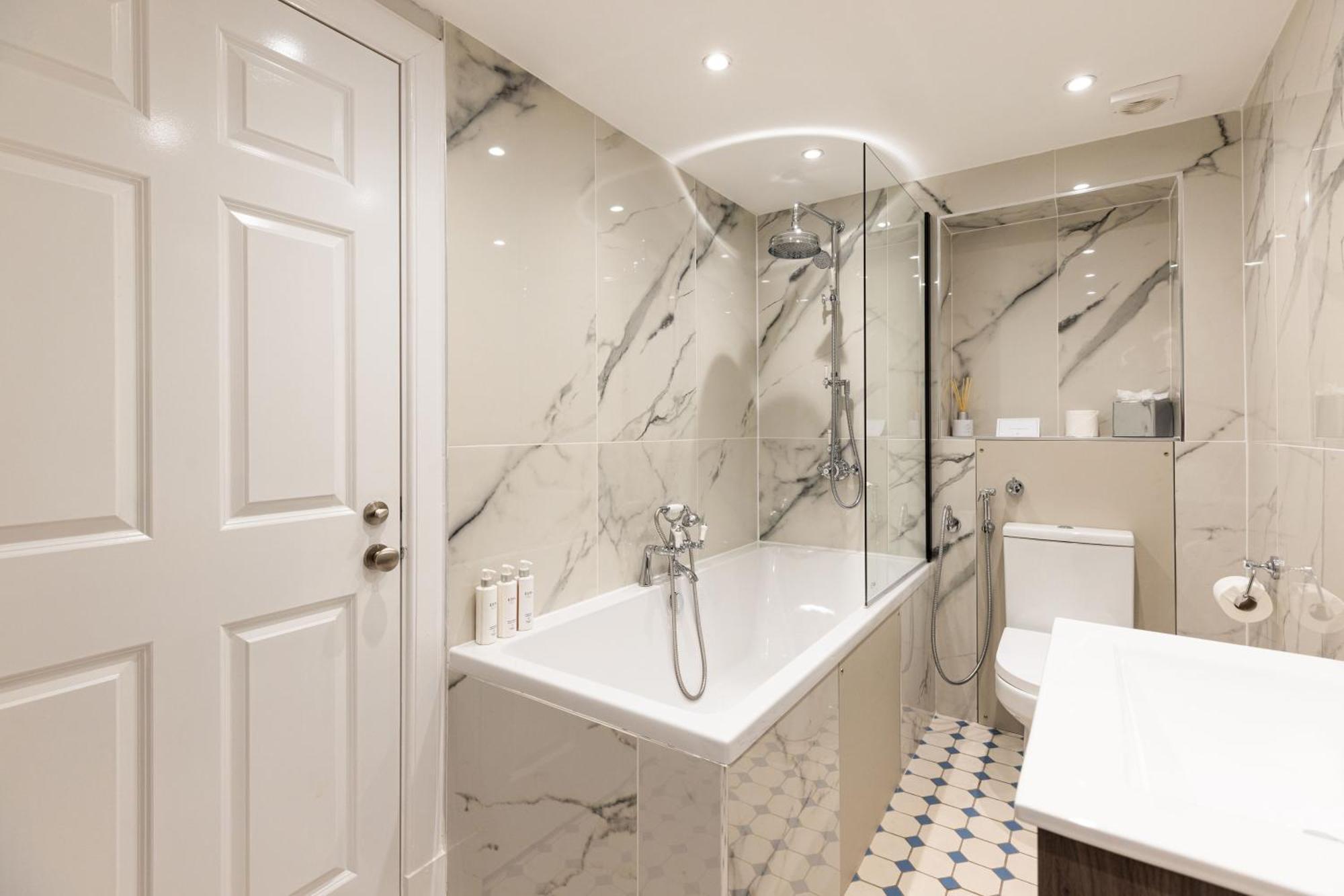 Righ Properties - Luxurious City Centre Three Bedroom Apartment EDI Eksteriør billede